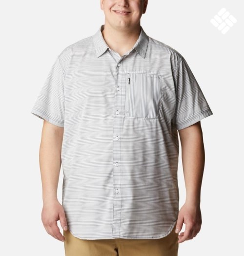 Men's Columbia Twisted Creek III Short Sleeve Shirts Stripe | Plus Size CA-S3085